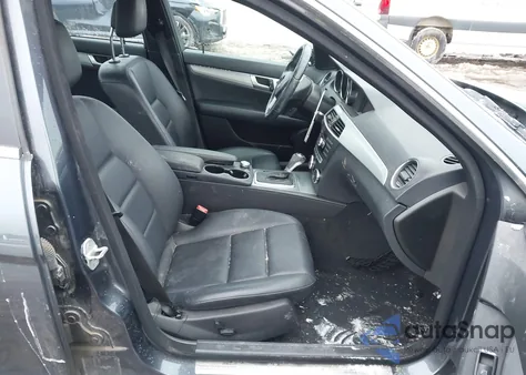 2013 Mercedes-Benz C 300 Sport 4Matic from USA, damaged, VIN WDDGF8AB6DA841886